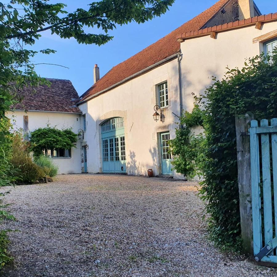 Ferme Equestre & Chambres D'Hotes Gateau Stables Proche Guedelon Saint-Amand-en-Puisaye Ngoại thất bức ảnh